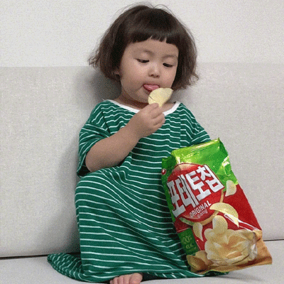 宅家罗熙可可爱爱的慵懒头像