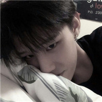 简单帅气男生微信头像