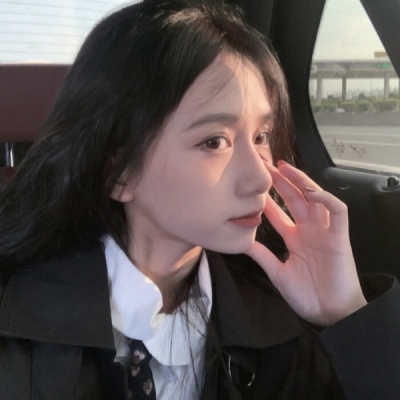 干净不俗气的清新可爱女生头像