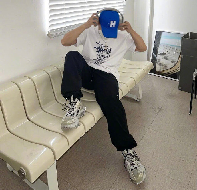 超飒超拽的男生个性微信头像