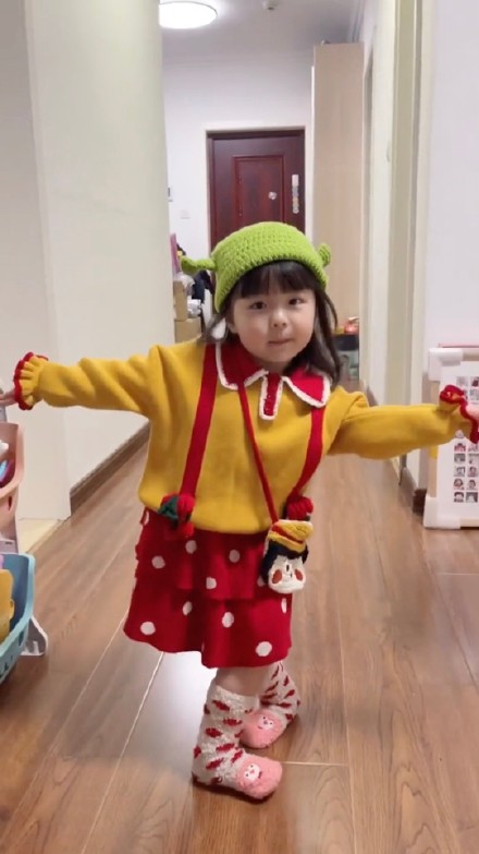 超可爱的丸子妹手机壁纸