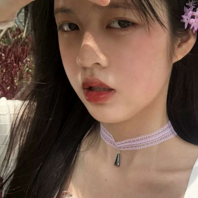 可爱甜美夏季女生微信头像