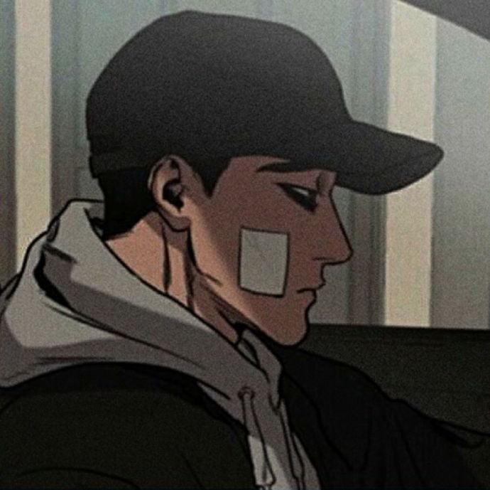 二次元帅气动漫男生微信头像