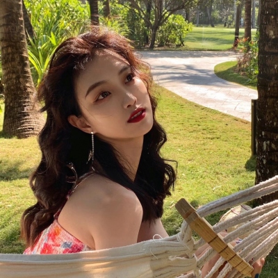 夏季清纯好看女生微信头像