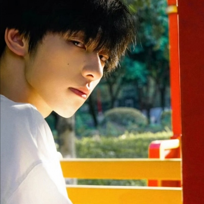 Ins风超酷超帅气男生微信头像