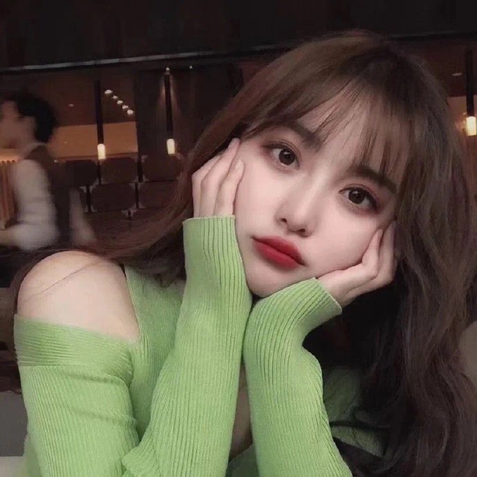 最新有气质的女生微信头像