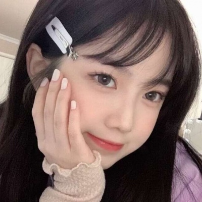 高冷又不失可爱的女生微信头像