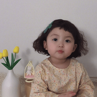 宅家罗熙可可爱爱的慵懒头像