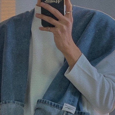 真人火爆帅气男生微信头像