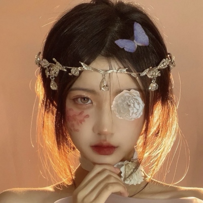 酷拽的霸气高颜值女生微信头像