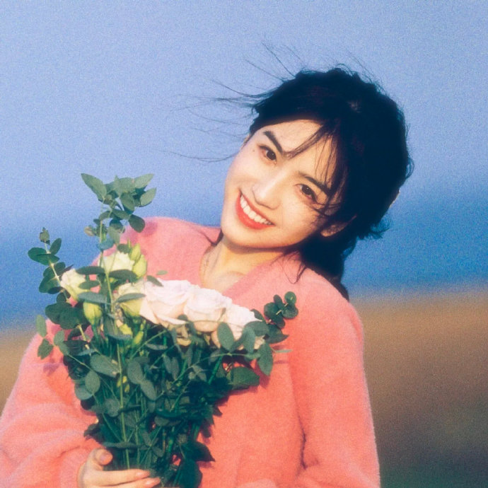 唯美有气质高颜值的女生微信头像