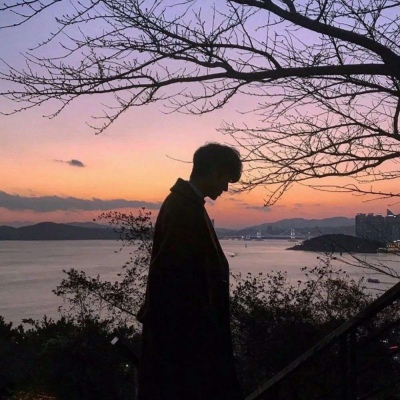 超火的意境情侣微信头像