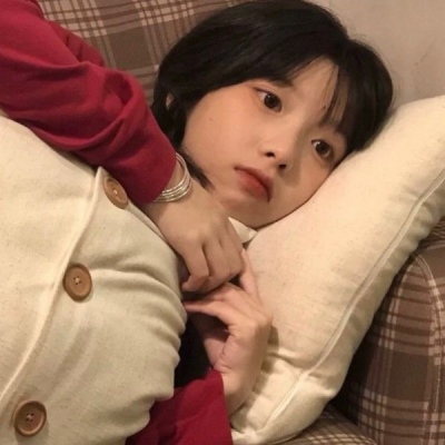 干净不俗气的清新可爱女生头像