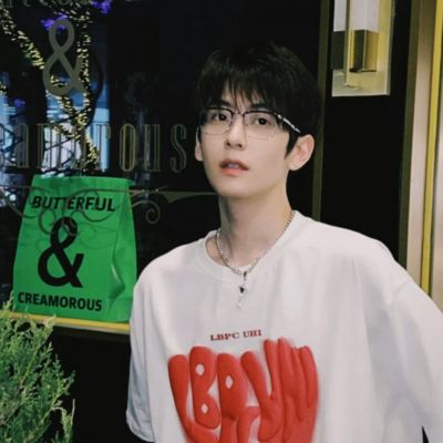 很精神又很好看的男头