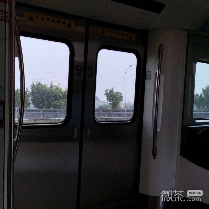 温柔治愈的聊天背景图