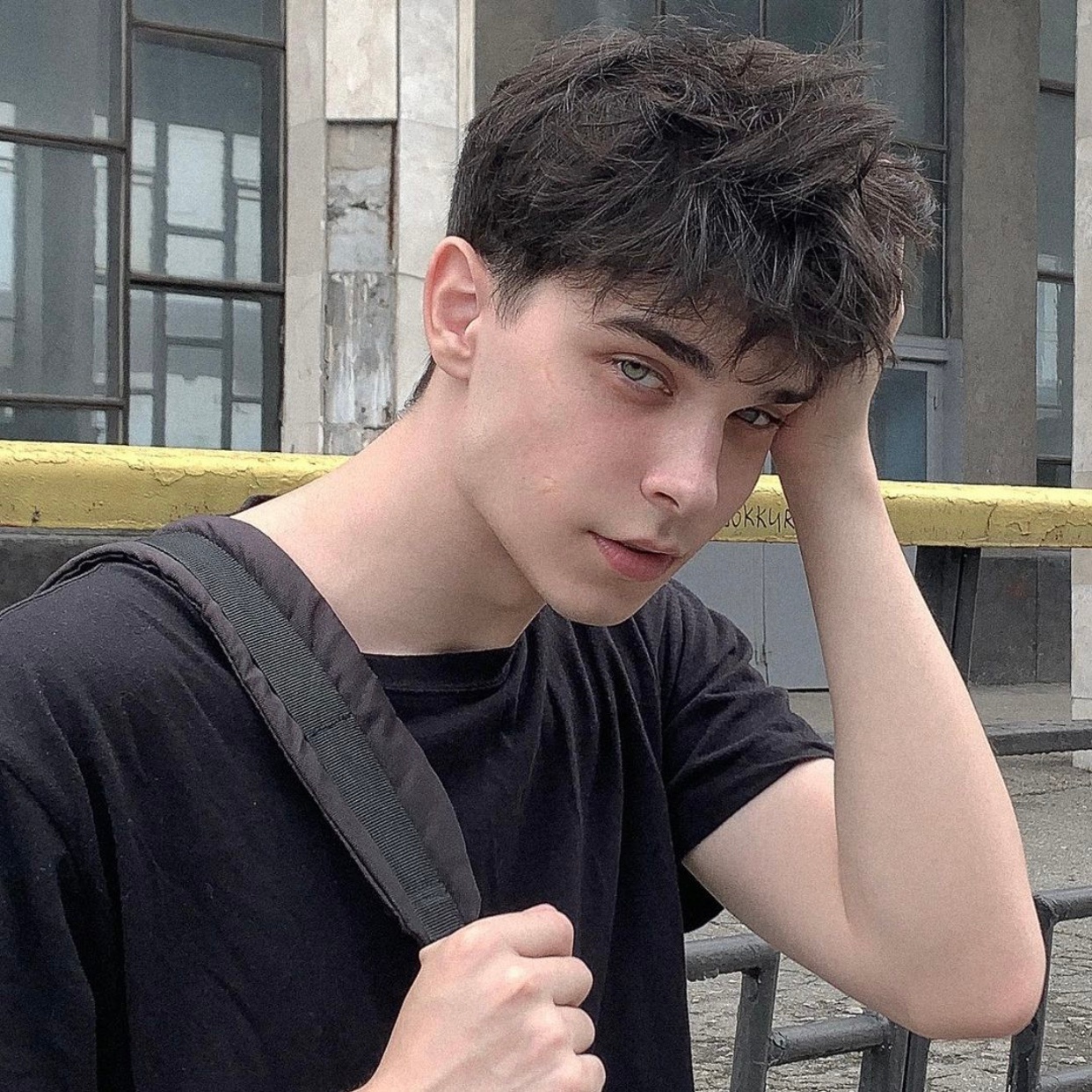 帅气Disposable微信头像