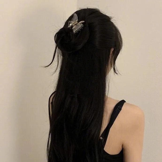 超拽唯美背影女生微信头像