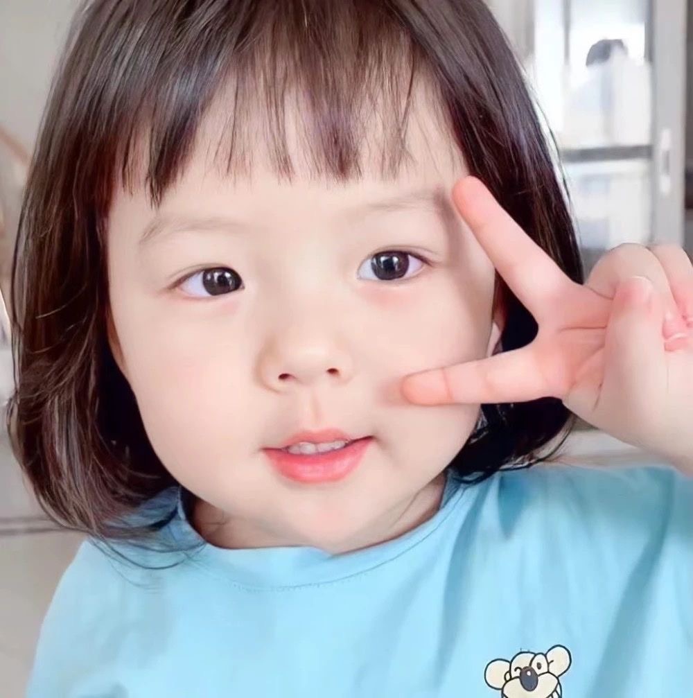 萌化人心的丸子妹微信头像