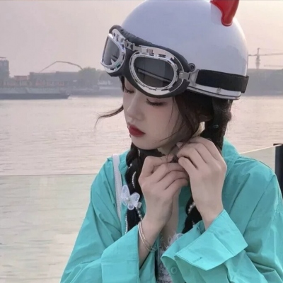 清纯御姐风女孩微信头像