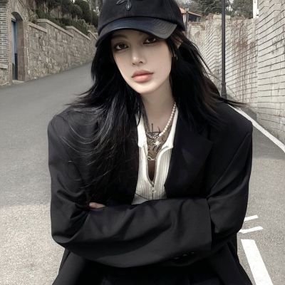 暗黑系超酷女生头像