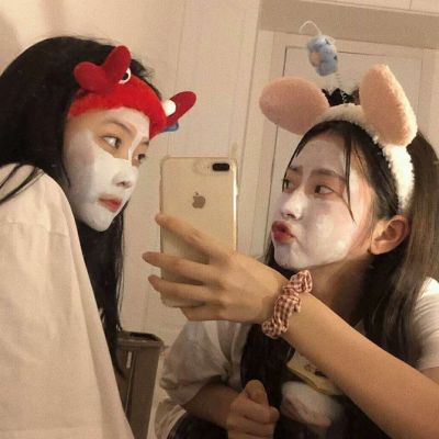 可爱又俏皮的闺蜜头像