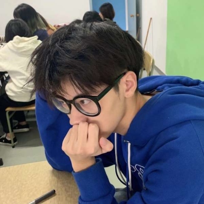 ins风独一无二超级成熟的男生微信头像