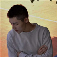 时尚超酷简单男生微信头像