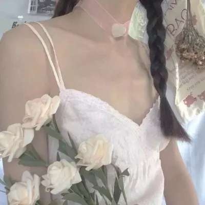 不露脸夏季专属的女孩微信头像