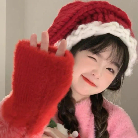 超好看的圣诞女生微信头像