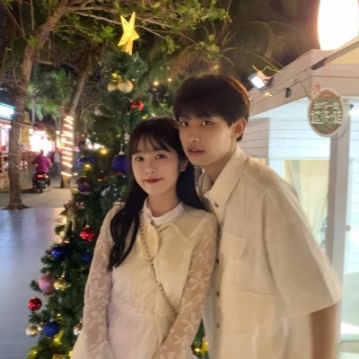 让人不想换掉的跨年情侣头像