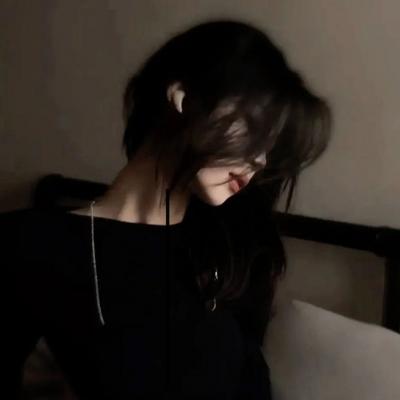 不被定义的魅力女生头像