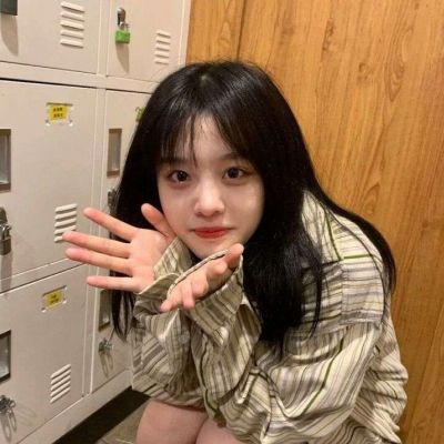 超级的可爱又很俏皮的女生头像