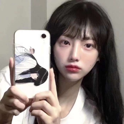 酷酷的真人女生微信头像
