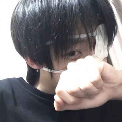 帅气温柔阳光开朗的男生微信头像