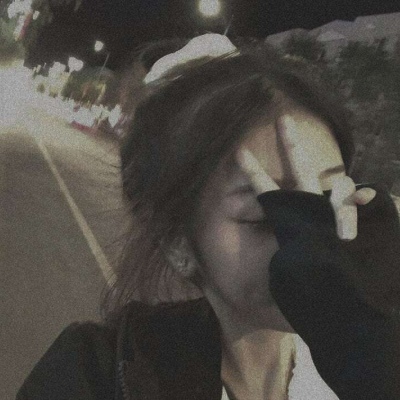 伤感头像女真人黑暗系2021