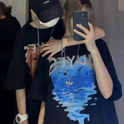 潮流的夏季情侣微信头像