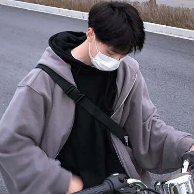 不露脸个性男生微信头像