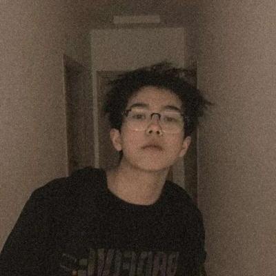 冷酷帅气真人霸气男生微信头像