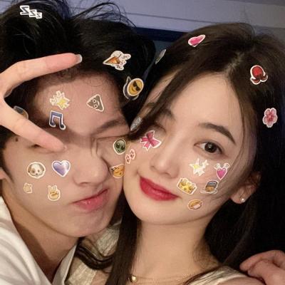 很幸福的高调情侣头像