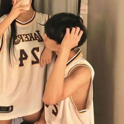 宠溺对方的好看的情侣头像
