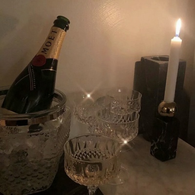 最新静物伤感头像孤独朋友圈配图