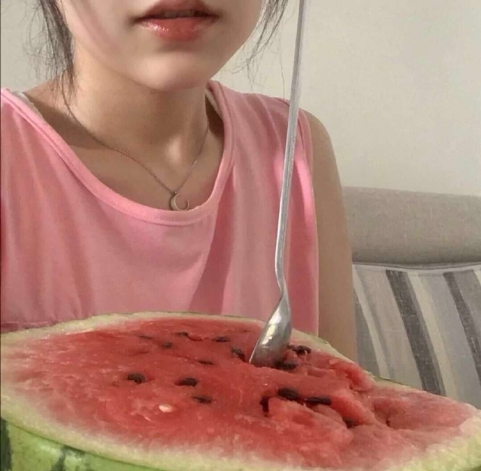 文艺温柔的女生微信头像