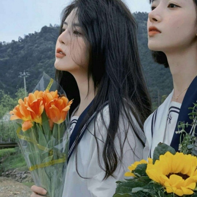 超开心洒脱的闺蜜双人微信头像