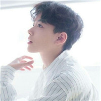 阳光帅气男生微信头像