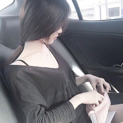 有个性的大眼美女图片