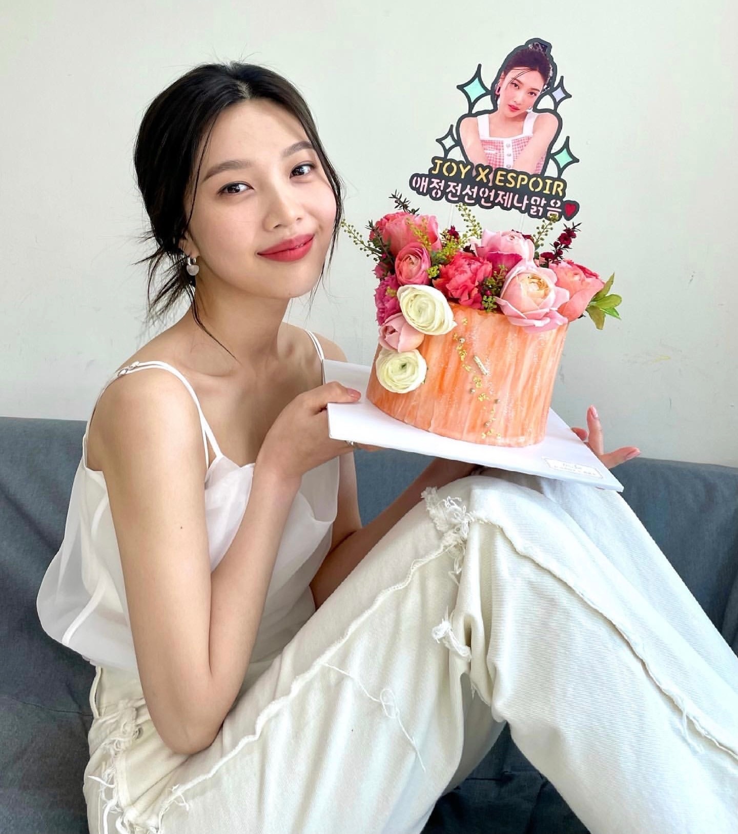 韩系女神朴秀荣微信头像