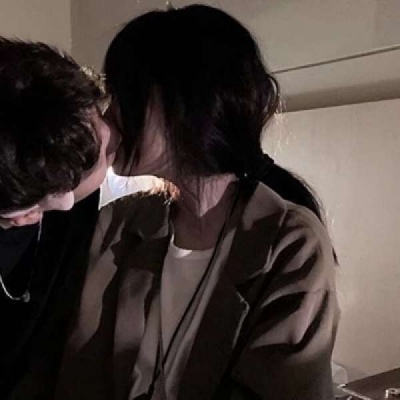 小众且高级的情侣幸福微信头像