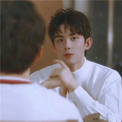 氛围感帅哥吴磊头像