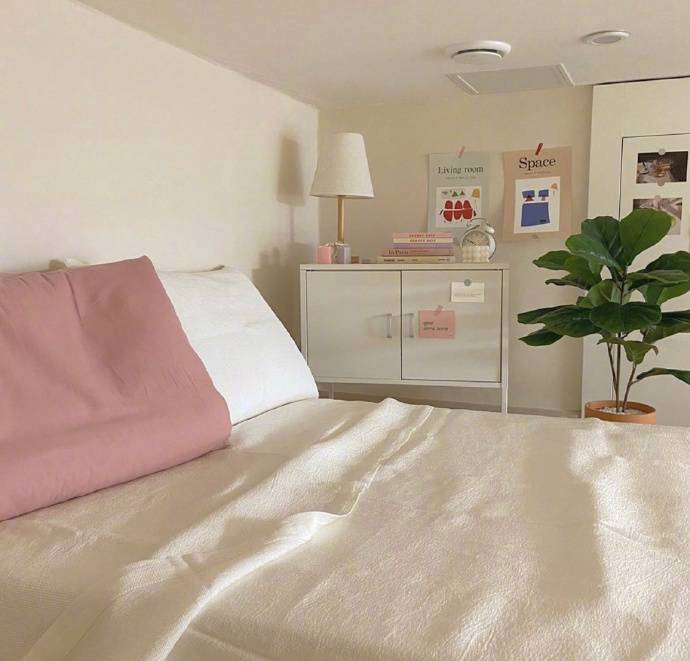 实用的温馨单人房布置参考微信素材图片