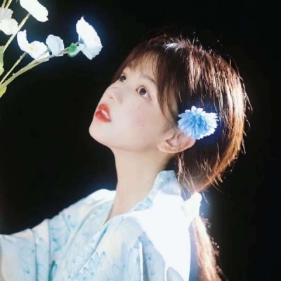 落入人间的天使女生绝美意境微信头像